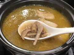 -菌海森林·非遗野生菌火锅(西山区滇池路摩根道店)