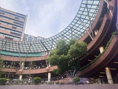 -瑞虹新天地月亮湾