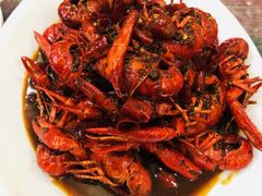 -扒虾小妹儿麻辣海鲜(宏图街店)