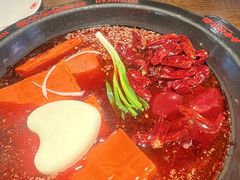 -牛市坎火锅(建设路店)