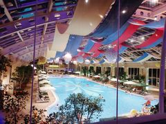 -三岔湖环球融创天堂洲际酒店水乐园