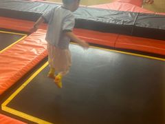 -嗨翻Hi-Fun竞技主题乐园·蹦床亲子生日轰趴(国光1937店)