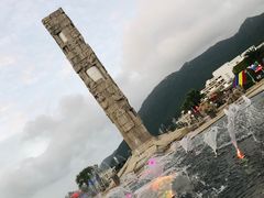 -亚龙湾中心广场