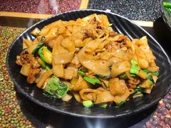 干炒牛河-潮十三潮汕砂锅粥(高新四路大都荟店)
