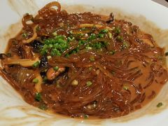 沙蒜烧豆面-荣轩(新荣记环球金融中心店)