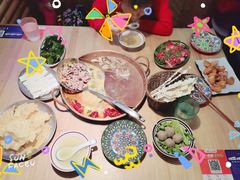 -洱火云南酸菜牛肉火锅(石景山当代商城店)