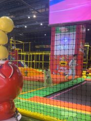 -蹦蹦跳跳(新奥购物中心店)