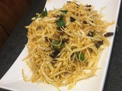 -老关东铁锅炖(上游街店)