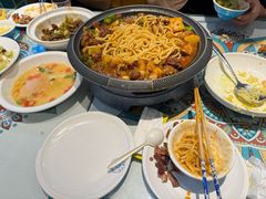 -楼兰古丽·新疆拌面·清真(华阳城店)