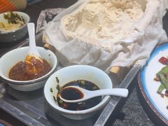 -靠山屯东北农家菜(八龙桥雅苑店)