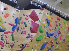 -问山MountQuest攀岩馆