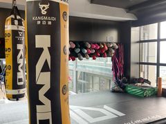 -金摩尔健身游泳(万象城鼎丰大厦店)