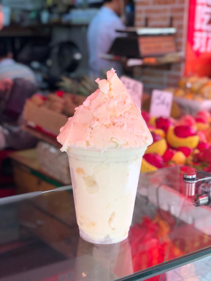 「水蜜桃 奶 果肉冰沙」