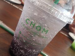 -Chom Cafe and Restaurant
