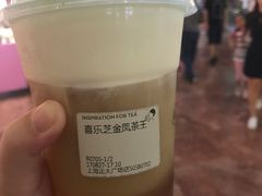 金凤茶王-喜茶(上海正大广场店)