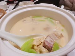 腌笃鲜-新吉士·上海菜(浦东LCM置汇旭辉店)