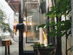 -Metal hands·铁手咖啡