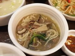 火锅面-萨拉伯尔(燕莎友谊商城店)