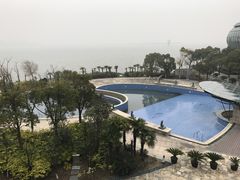 -上海滴水湖皇冠假日酒店