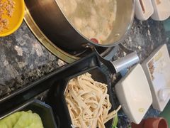 -一席地·本地鸡窝·杭帮鸡火锅(萧山银隆百货店)