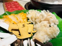 -钢管厂五区小郡肝串串香火锅(梅川路店)
