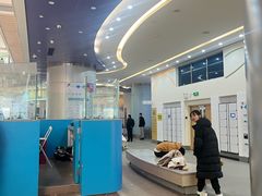 -冰纷万象滑冰场(二七万象城店)