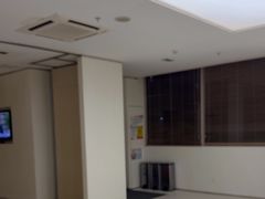 -卡罗酒店(东门晒布地铁站店)