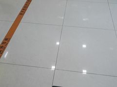 地面提示及一米线-中国农业银行(北京回龙观东区支行)