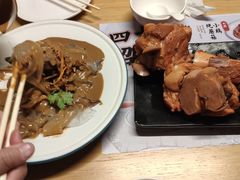 -关东小磨东北菜(上海长风大悦城店)