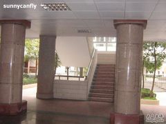 -上海市控江中学