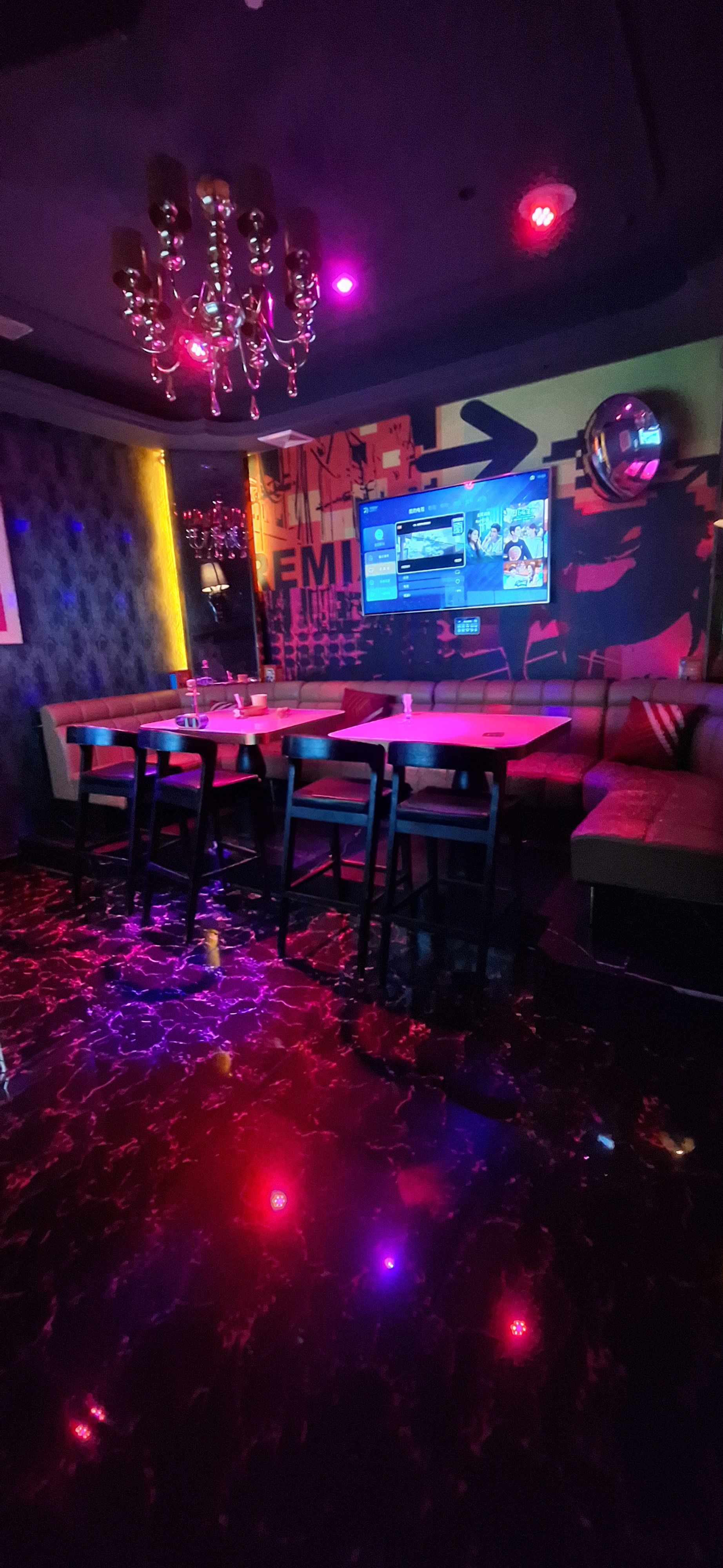 就喜欢在ktv里鬼哭狼嚎