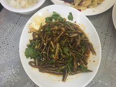 -YI PIN JU 一品居中餐厅 中国超市
