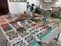 -肆兮眼镜·蔡司·徕卡战略合作店(大坪店)
