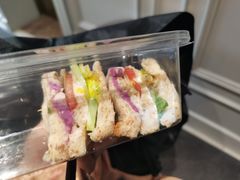 -F+轻食健身赋能空间(中华北路国贸商场店)