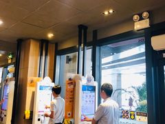 门面-麦当劳(海岸城店)