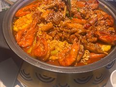 -徐记小怪兽肉蟹煲店(哈西万达金街店)