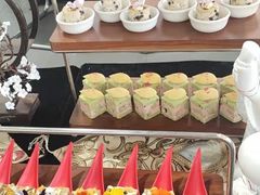 -上海星瀚奔驰4S店(红柳路店)