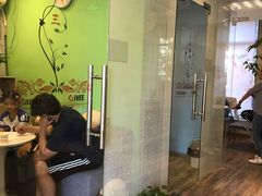 -新世界教育iVEE·英语日语西语(金桥校区)