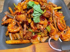 -炭舍干锅·烤鱼(扬名广场店)