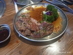 -明洞阿姨·韩式酱蟹烤肉·创意料理(三元桥店)