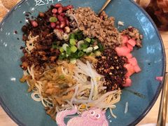 贵州肉臊拌面-贵凤凰贵州米粉(五道口店)