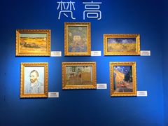-上海梵高星空艺术馆(南京路旗舰店)