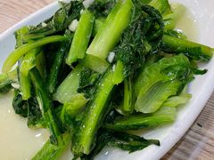 -江城燕子大排档(江汉路步行街店)