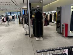 -ZARA(凯德乐峰广场店)