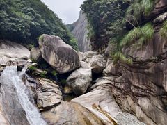 -鄣山大峡谷