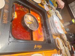 -老牌坊云南鱼豆花火锅(嵩山店)