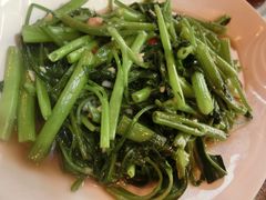 -Dang restaurant (patong phuket)