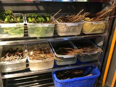 -钢管厂五区小郡肝串串香(奥克斯广场锦城万达店)