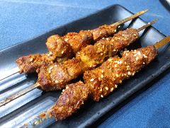 新鲜羊肉串-伊带伊路新疆美食府(呼家楼店)