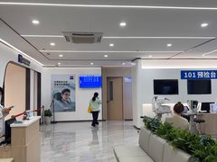 -上海大学附属上海和平眼科医院